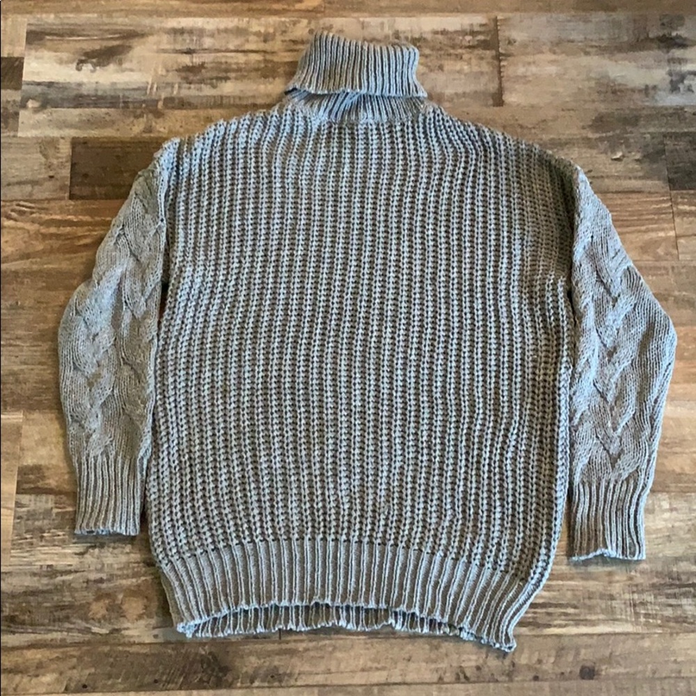Gray Promesa Sweater